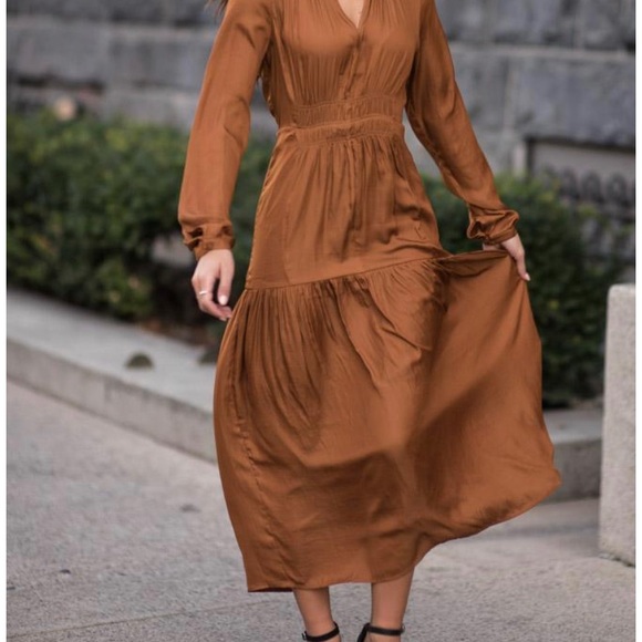 Böhme dress - Picture 1 of 8